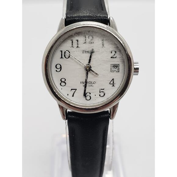 Timex Men's Classic Style. Indiglo. Water resistant. CR1216 CELL